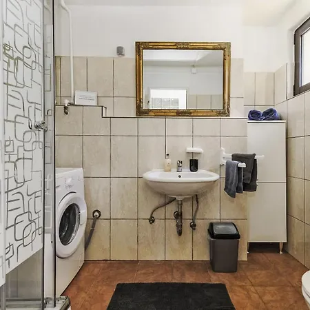 Island Molat 02 By Interhome Apartmán *